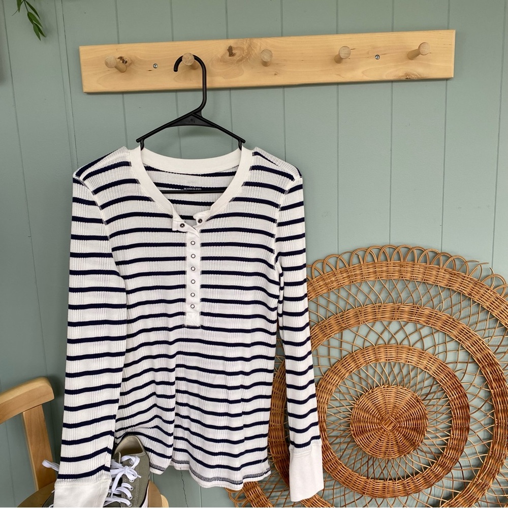 🪴 BOGO 🪴 Aerie Striped Henley Top